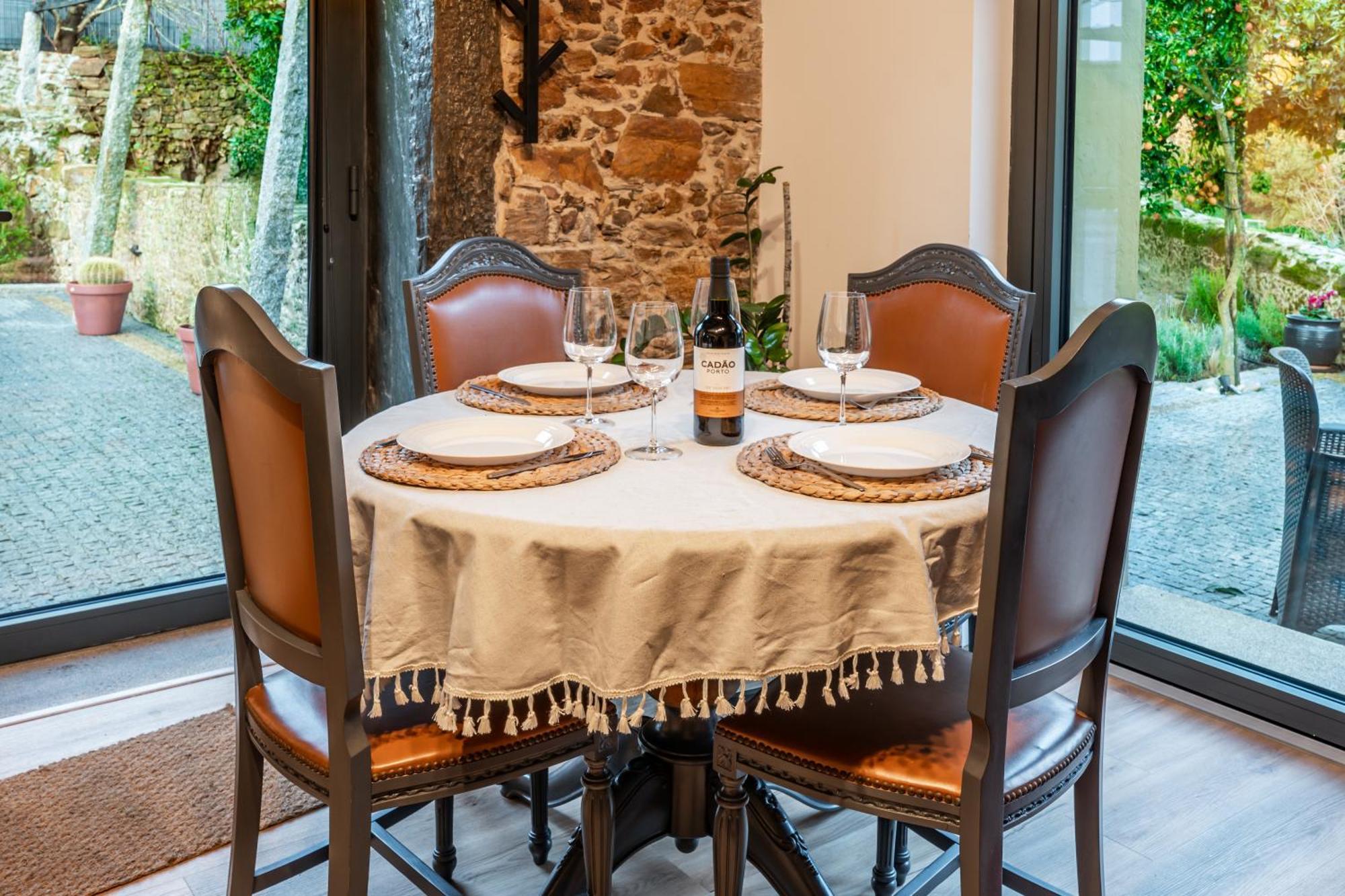 House Porto Covelas - Avos エクステリア 写真